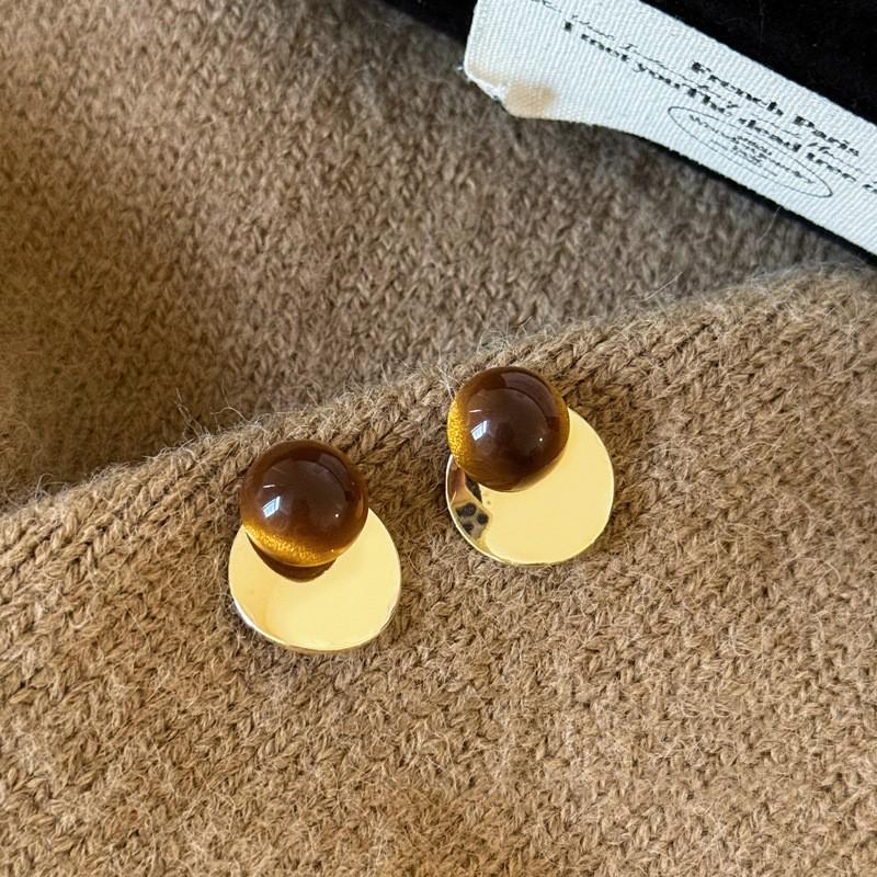 Amber-Colored French-Inspired Minimalist Retro Stud Earrings