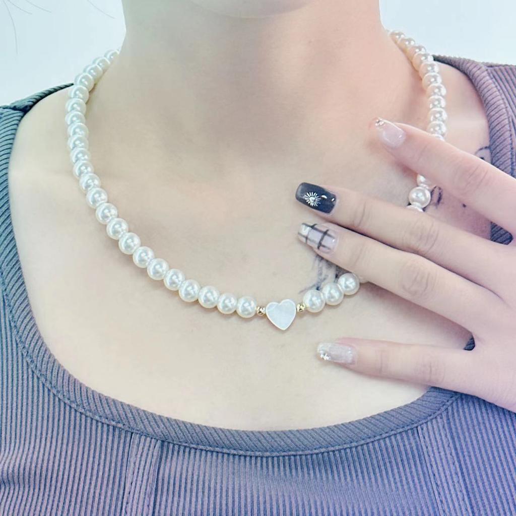 Sweet sister light luxury love pearl necklace female, versatile high-end shell pendant temperament collarbone chain