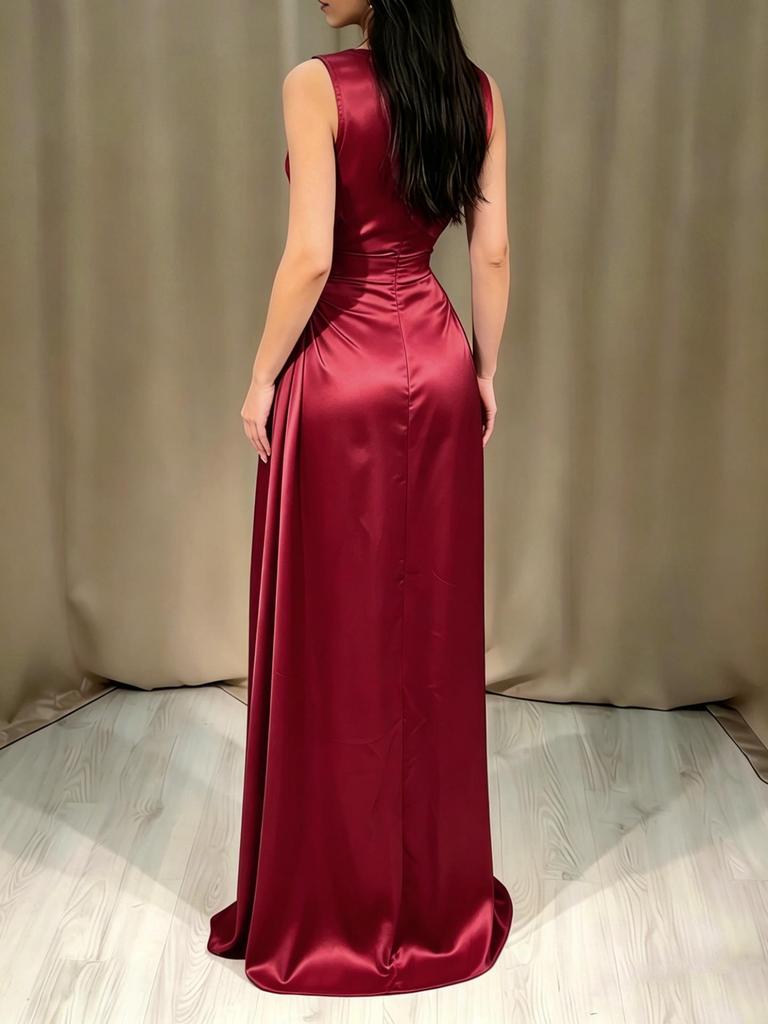 Satin Round Neck Pleated Waist-Cinching Elegant Evening Gown 2026
