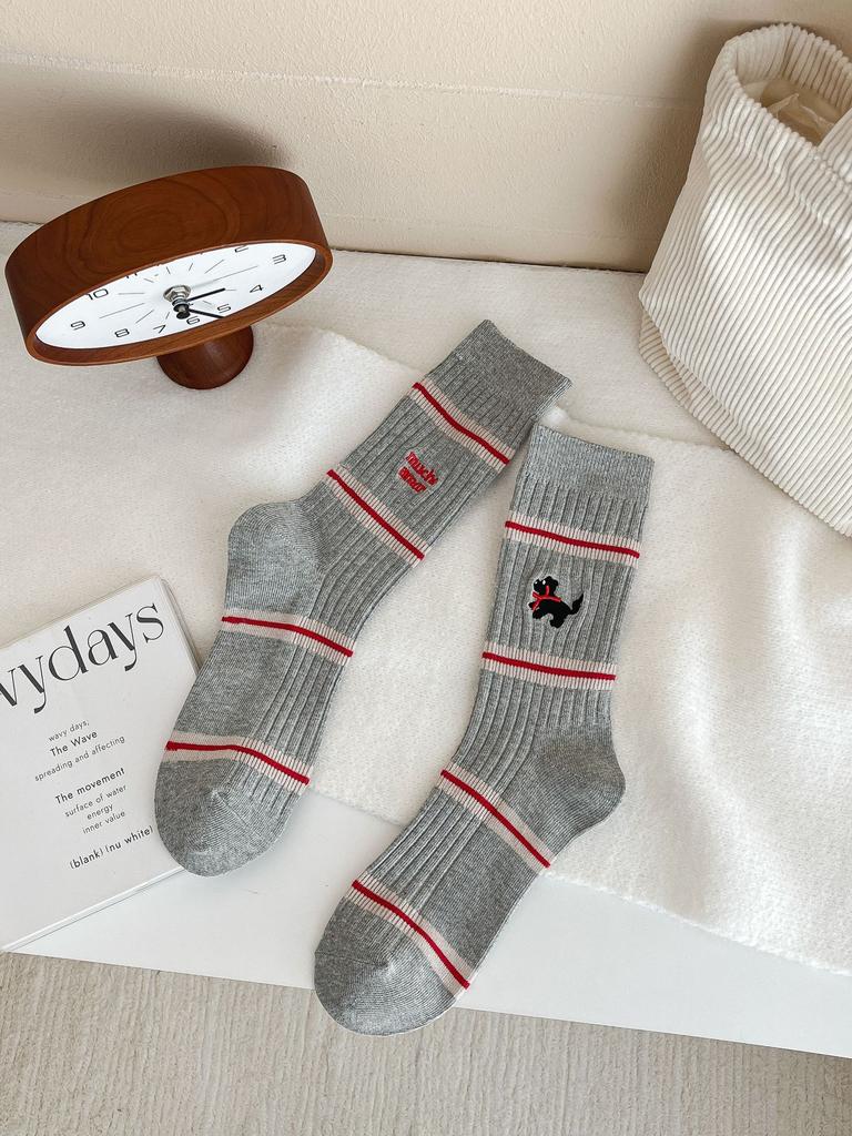 Recently, Chao Loves To Wear It! Tb College Style Pile Socks Ab Puppy English Embroidery Style Cotton Socks For Women
