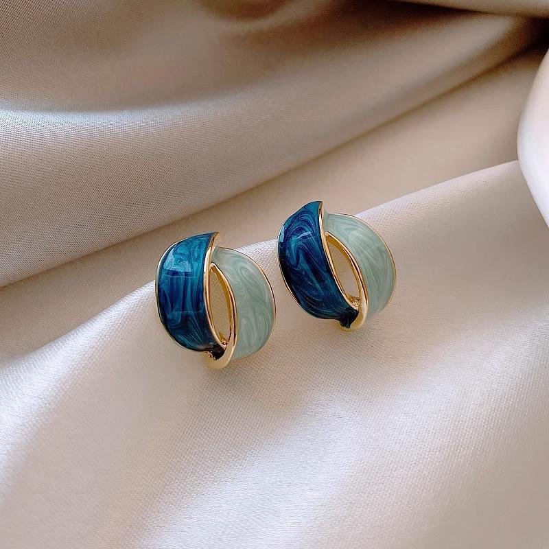 Raffinati Orecchini a Bottone Quadrifoglio Turchese e Cristallo - Elegante Design Geometrico di Alta Gamma per Donna