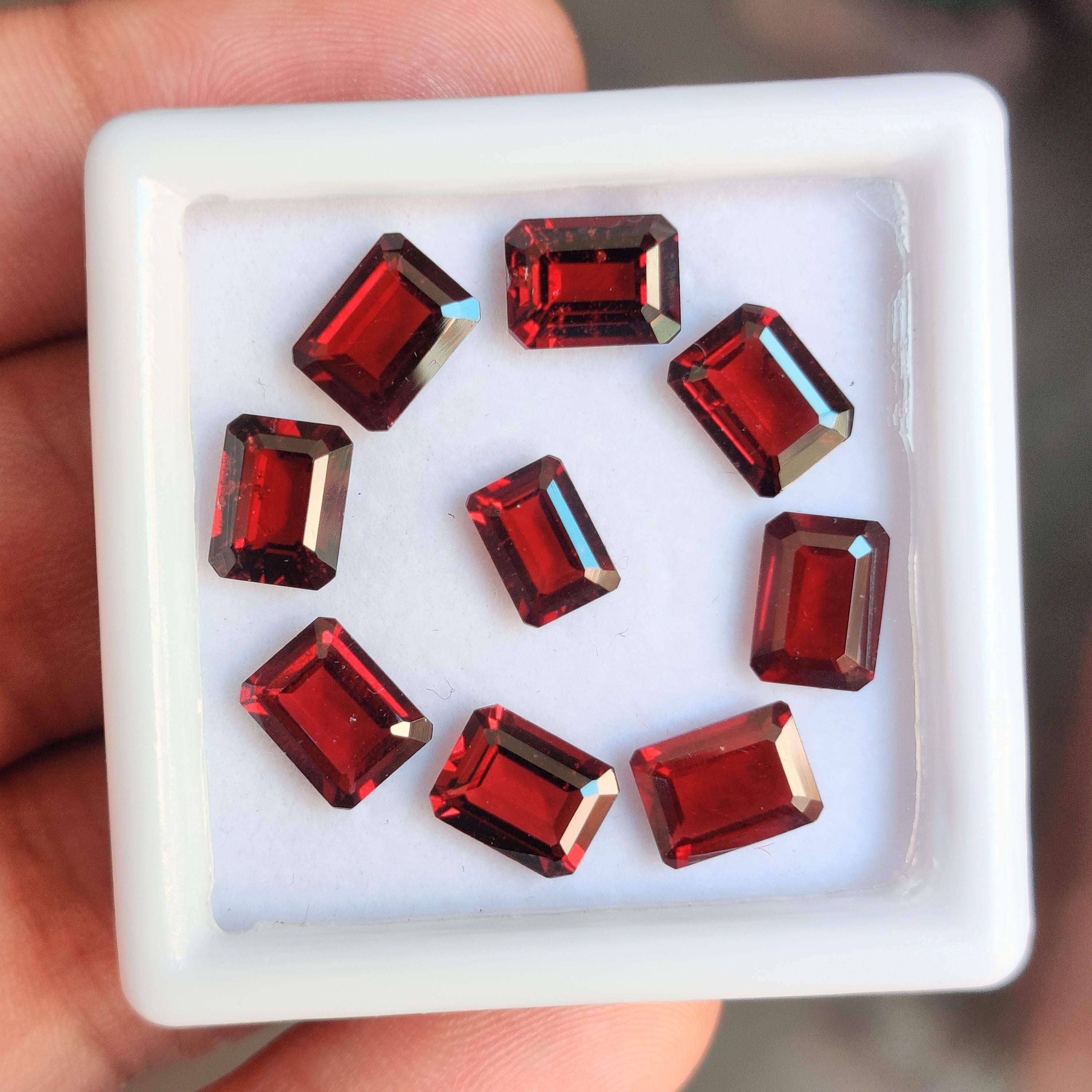 

9 Pieces of Emerald Cut Garnet Gemstone Lot, Healing Gemstones, 1 Pc 7x5 mm and 8 Pcs 8x6 mm Size. 9 Pcs Garnet Lot