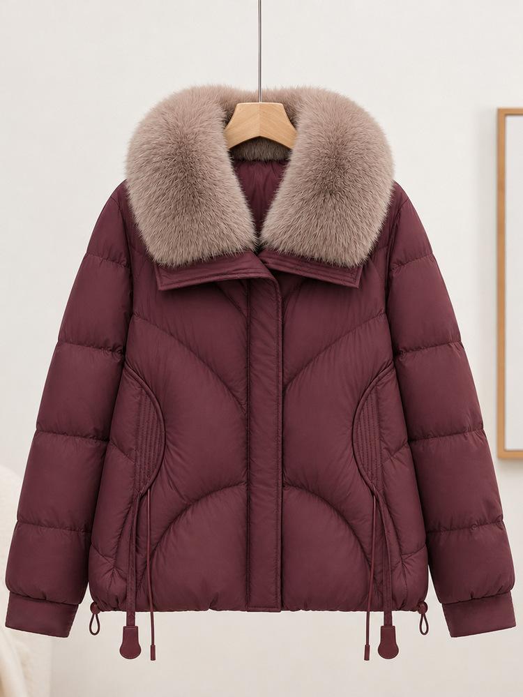 Winter European black cotton-padded jacket for women, small man, new style, fashionable big fur collar short cotton-padded jacket
