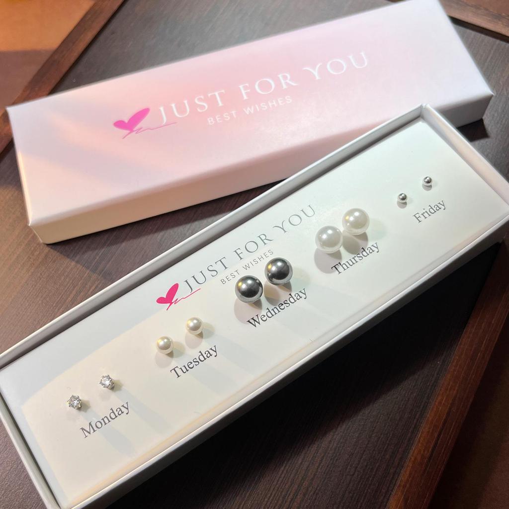 2025 Simple Bow, Star, Moon & Butterfly Stud Earrings Set with Gift Box