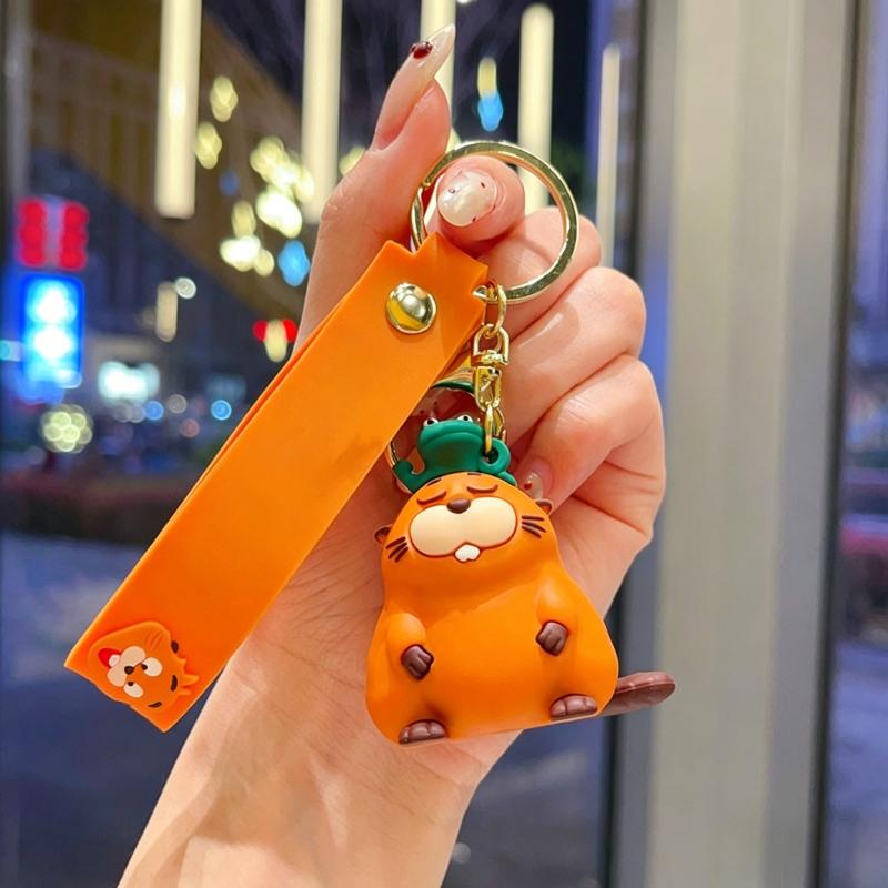 Cartoon Beaver Keychains Toms Lizard Keychain Hanging Ornament for Bag Backpack Anime Figure Keyring Accessories Party Gift