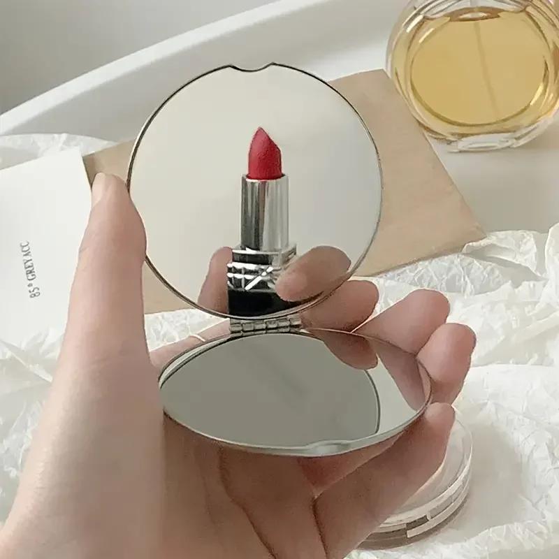 Hochwertiger doppelseitiger Schminkspiegel, tragbarer klappbarer Schminkspiegel für Studentenwohnheim, niedlicher kleiner Spiegel