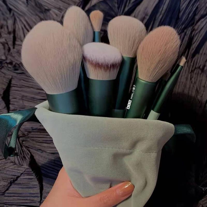 Sijiqing 13-Piece Makeup Brush Set: Powder, Eyeshadow, Foundation Brushes for Complete Makeup Application.