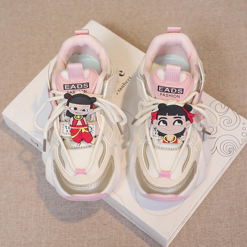 

Кроссовки принцессы для девочек-одноклассниц Nezha весна и осень 2025 новые детские дышащие кроссовки интернет-знаменитости для папы 26