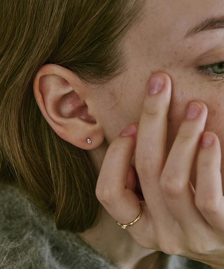 Akarki 14K Navette Earrings