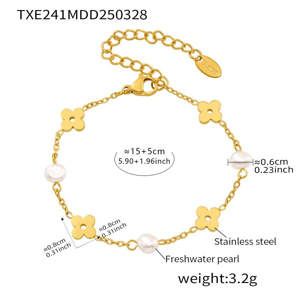 Qiong Yao Elegant Clover Jewelry Set: Freshwater Pearl Bracelet & Necklace