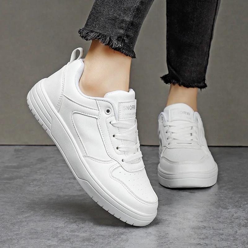 Nya Loafers Dam Zapatillas Mujer Bekväma Vita Skor Damer Lyxiga Svarta Flats Skor för Män Sneakers