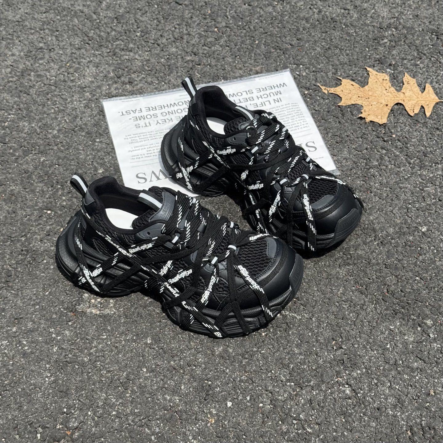 

Папины кроссовки инс супер огонь ремешки делают старые полированные ремешки человек-паук металл повседневная обувь кроссовки жареная улица женская обувь 35