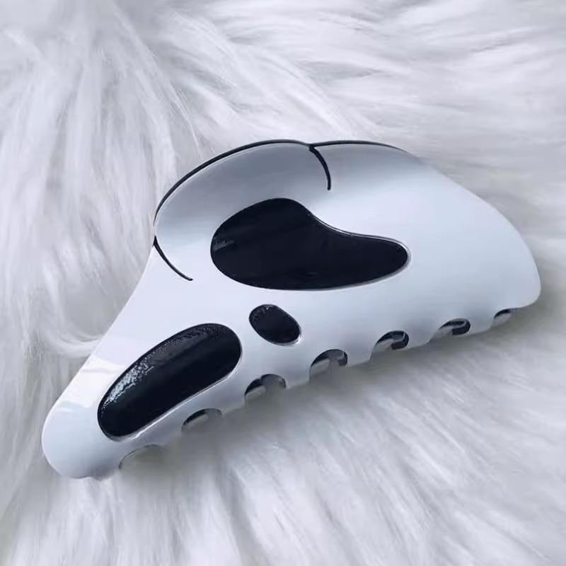 Halloween Ghost Face Bun Clip - Spooky & Fun Hair Accessory