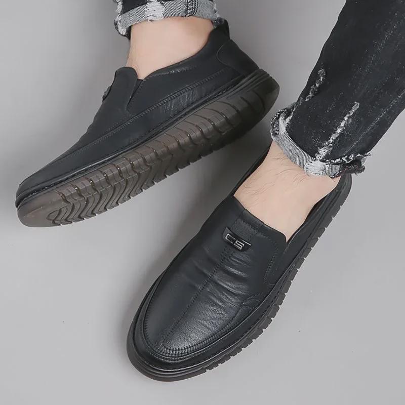 Men's Genuine Leather Casual Business Shoes - Versatile Cowhide with Soft Non-Slip Sole