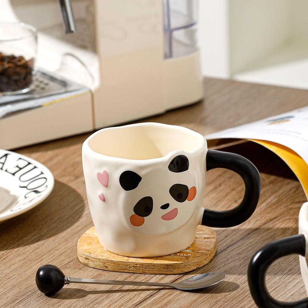Niche Vysoce hodnotný reliéfní hrnek Panda na pití vody Ručně vyráběný keramický hrnek Kreativní domácí hrnek na kávu a mléko