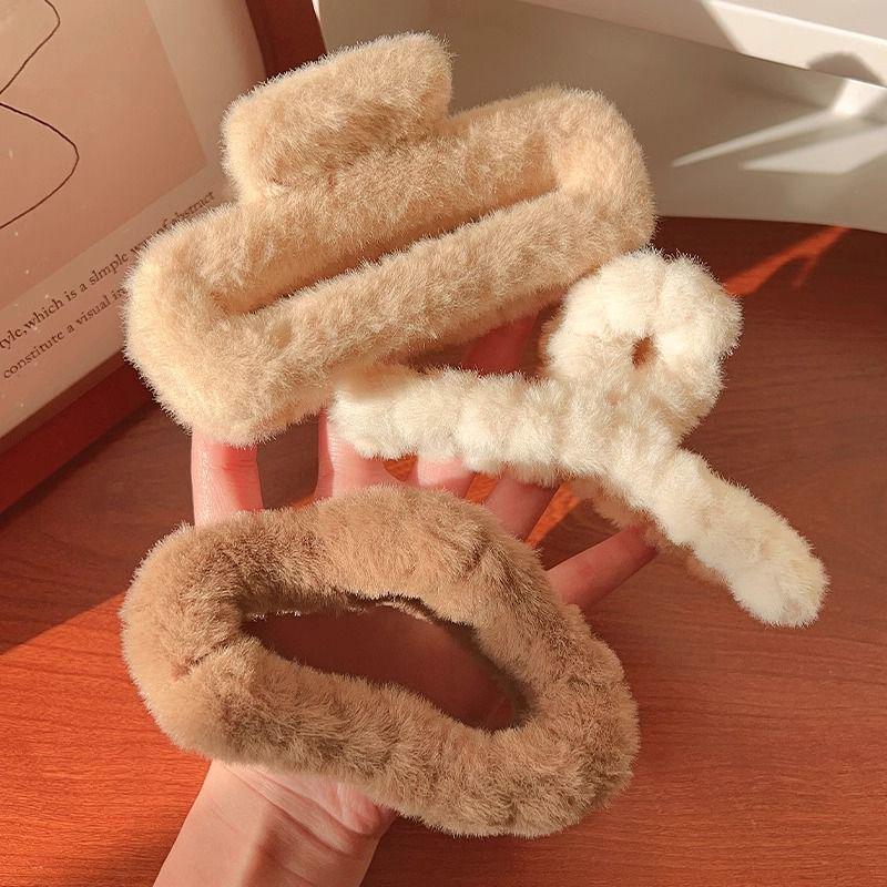 Large Plush Hair Clip: Autumn/Winter Volumizing Shark Clip for Women