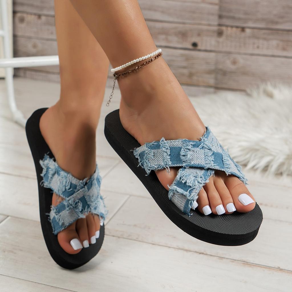 Women Flip Flops Flats Slippers Beach Shoes Summer Sandals New Trend Walking Casual Shoes Dress Slides Platform Sandals