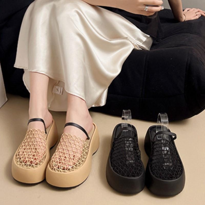 Fashion Vintage Mesh Cut-Out Closed Toe Platform Sandals Women Chunky Wedge Heel Beach Resort Slippers Summer Single Strap Outdoor Shoes