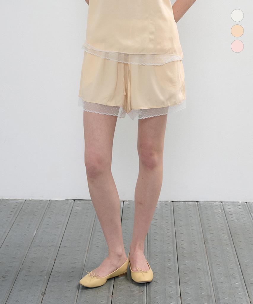 Jeonggamseutyudio Lace Short Pants_3 Color