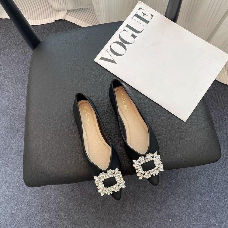 

Pointed temperament celebrity single shoes versatile 2025 spring and autumn new fashion rhinestone shallow mouth laden shoes comfortable flat shoes wo 35 чёрный