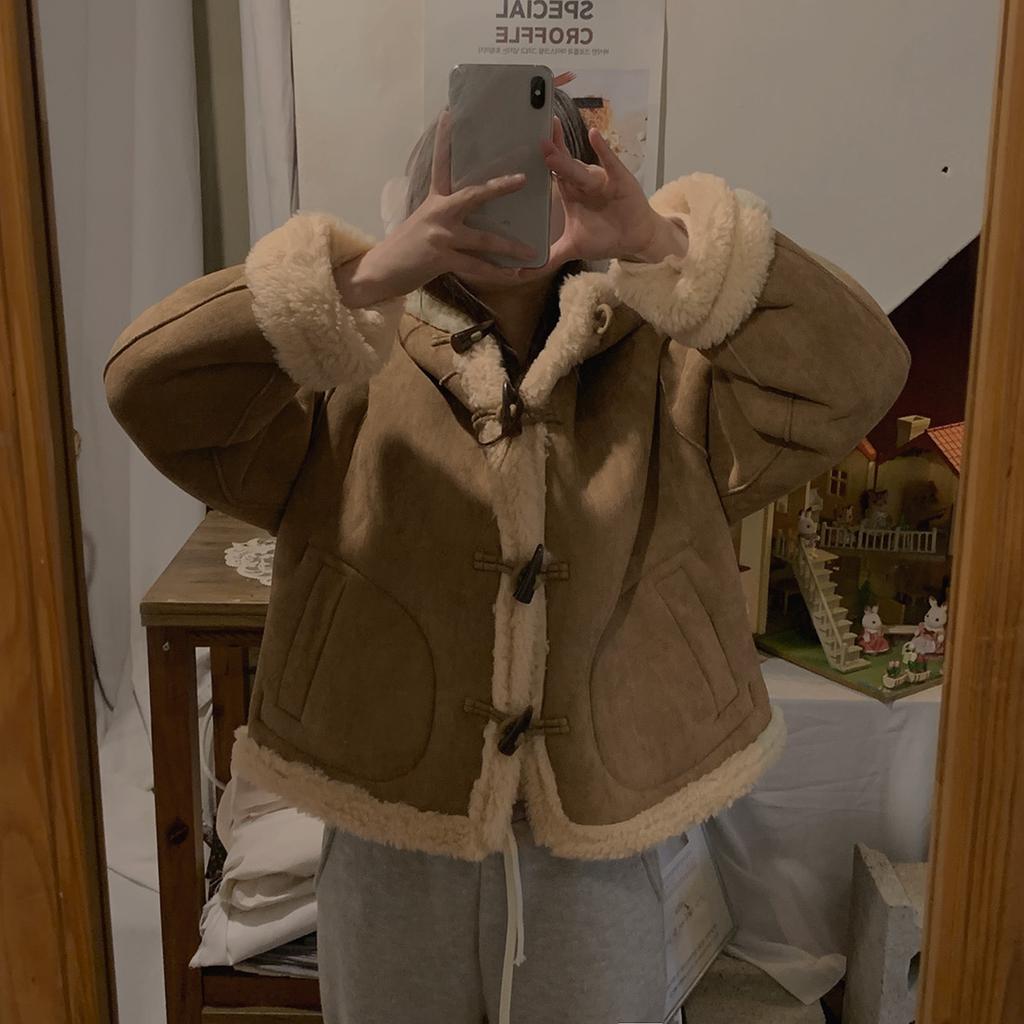 Korea Chic Winter Retro Loose Coat Women Y2k Horn Buckle Fur Brown Lamb Wool Jackets 2000s Long Sleeve Hooded Outerwear Clothes