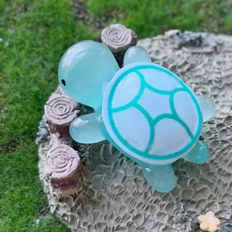20/50/100 Pcs Cute Mini Glowing Turtle Ornaments Luminous Micro Turtle Figurines Kids Toys Home Decor Gift