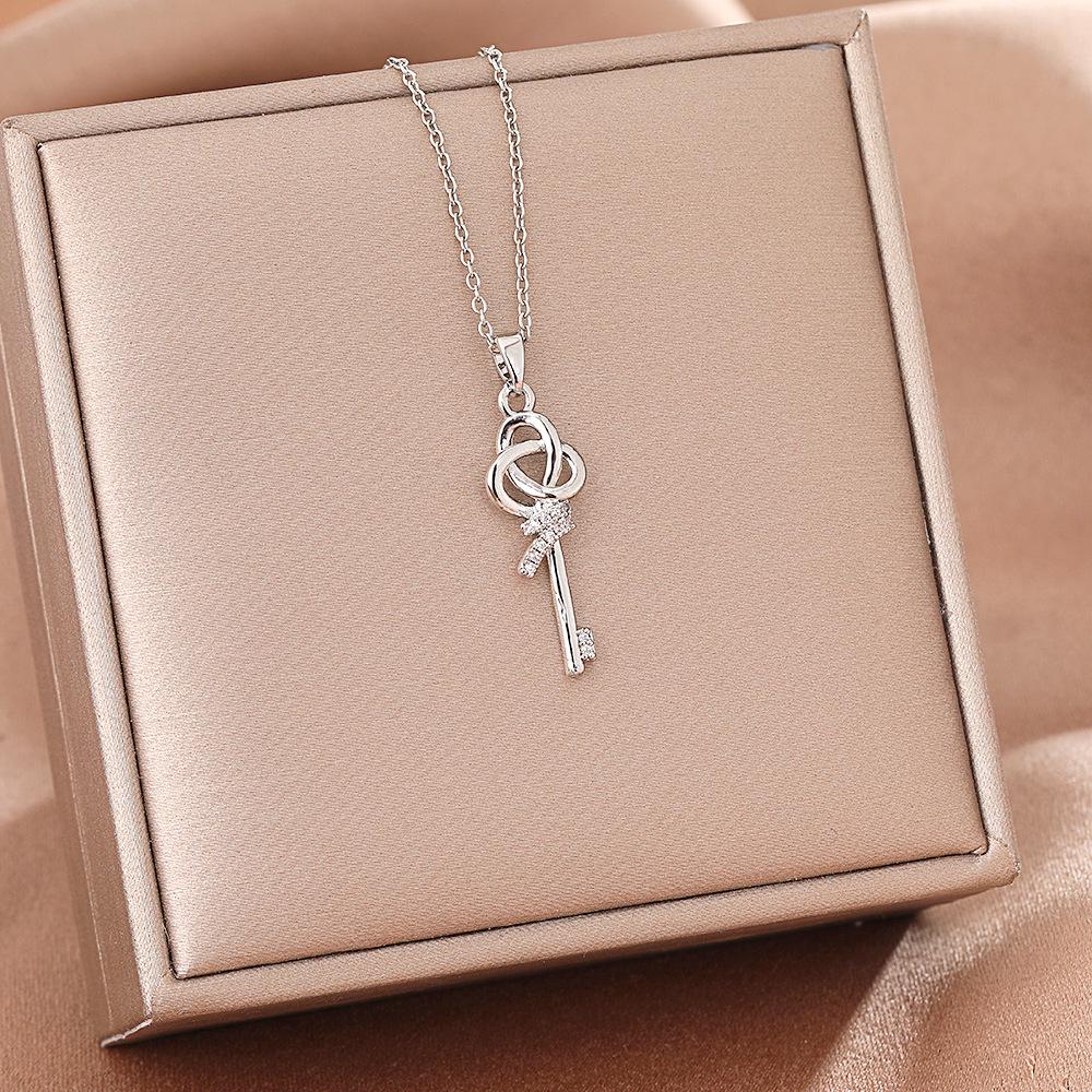Women's Silver Titanium Steel Necklace with Micro-Inlaid Zircon - Elegant, Durable Clavicle Chain Jewelry