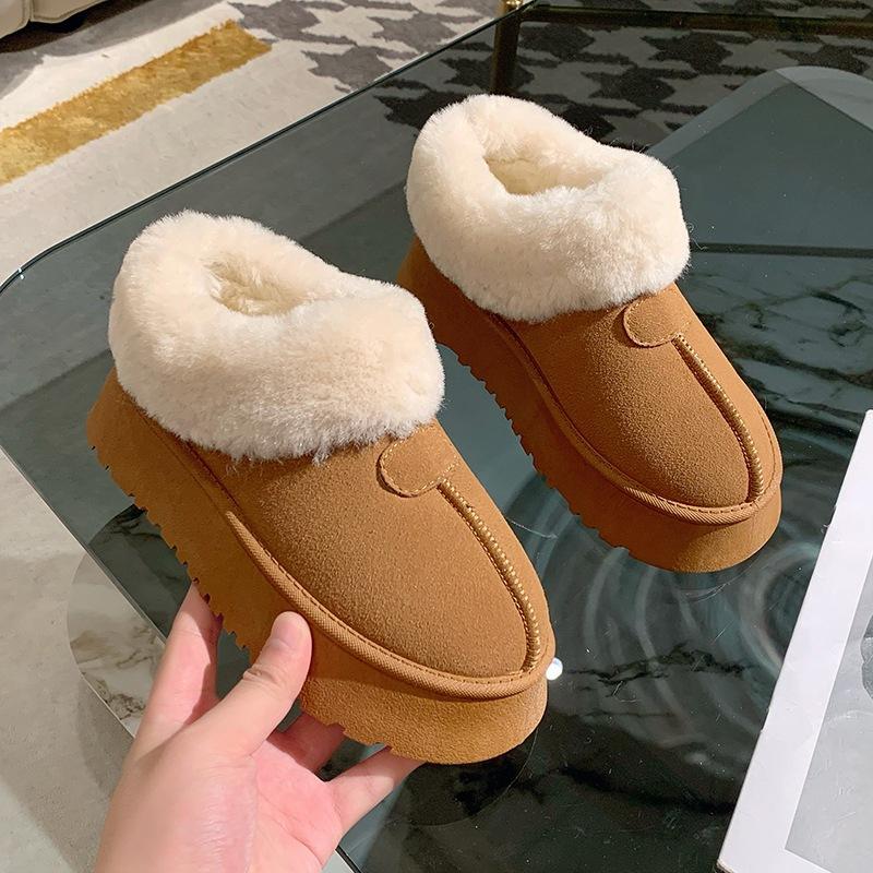Thick-soled snow boots, piled and thickened Northeast large cotton shoes, one pedal, bread fluff shoes