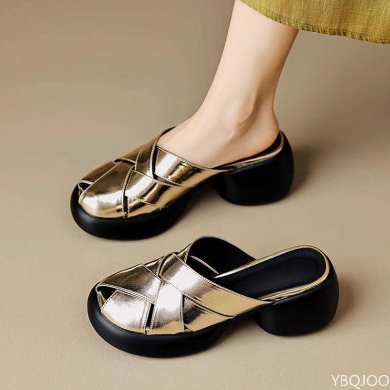 2025 Women Hollow Out Soft-soled Summer New Simple Comfortable Sandals Fashion Versatile Thick Soled Wearing Outside Slippers