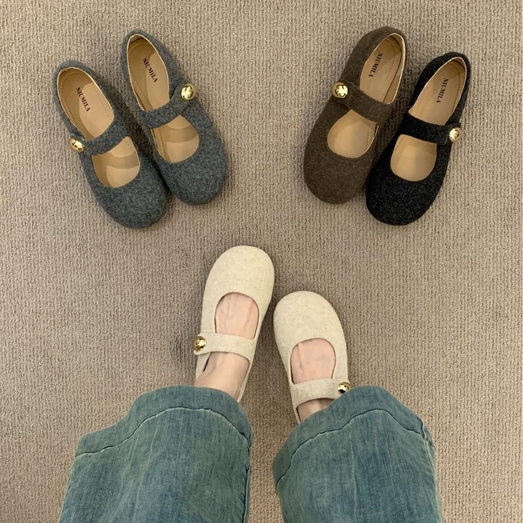 Flat-bottomed Mary Jane Shoes Women's 2025 Autumn Outer Wear New French One-word Buckle Retro Temperament Single Shoes