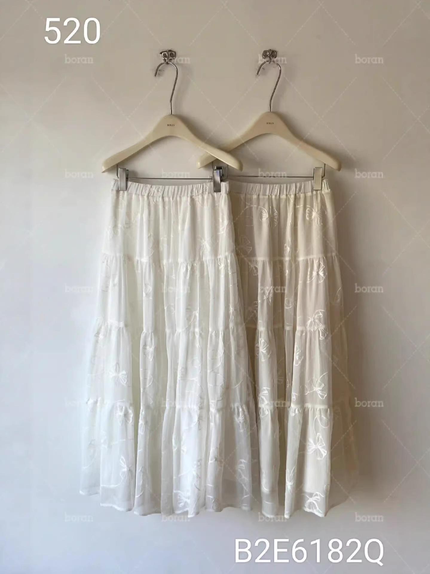 

B2E6182Q Midi Skirt M покинуть белый