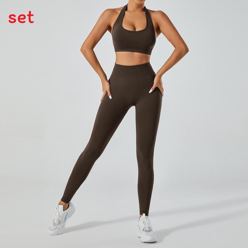 Seamless Yoga Set For Women With Quick Dry Fabric Perfect For Running And Fitness Activities