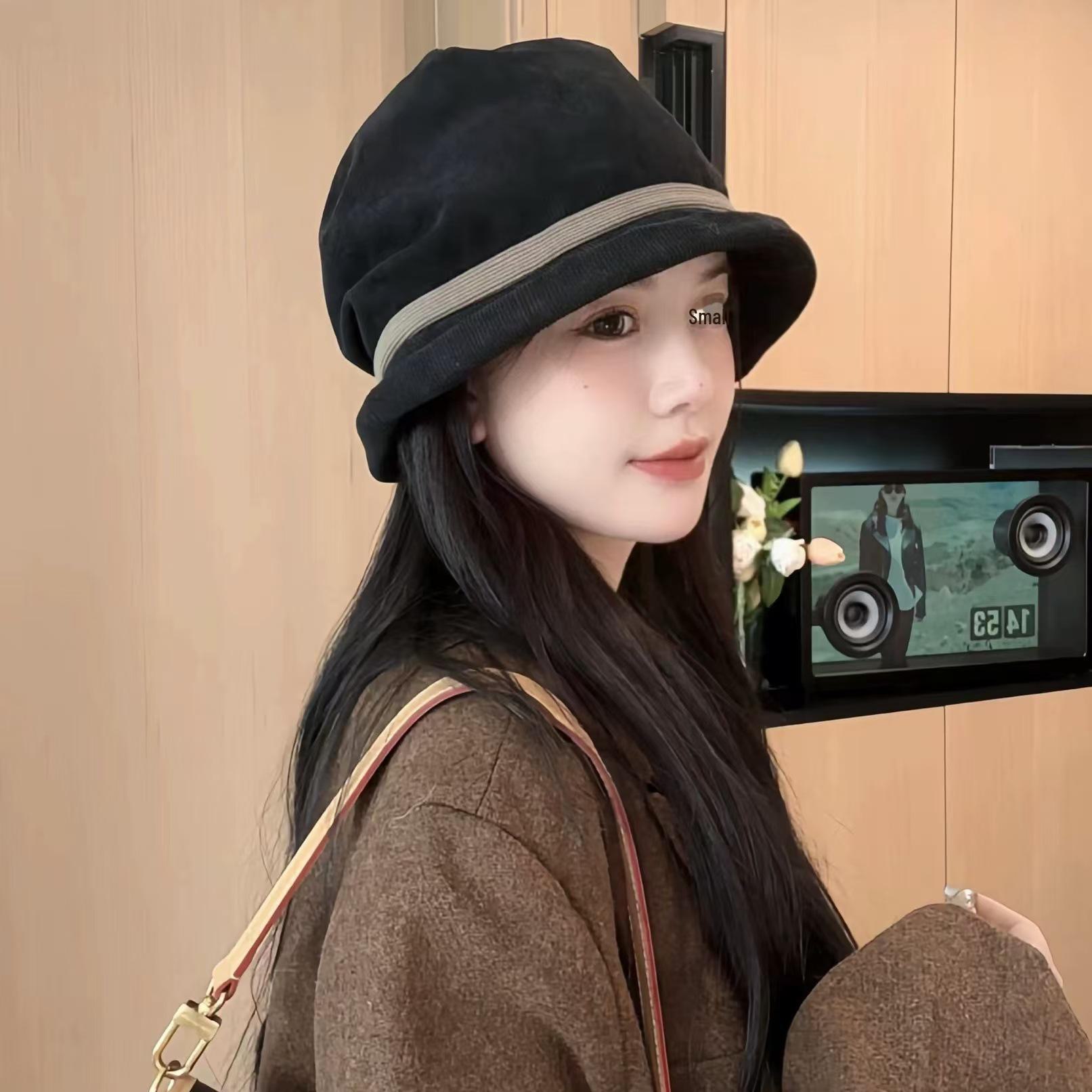 

Hepburn-Style Corduroy Bucket Hat: Korean Fashion for Women, Autumn/Winter, All-Match, Pile Design, Face-Slimming Effect. DMZ223, One Size