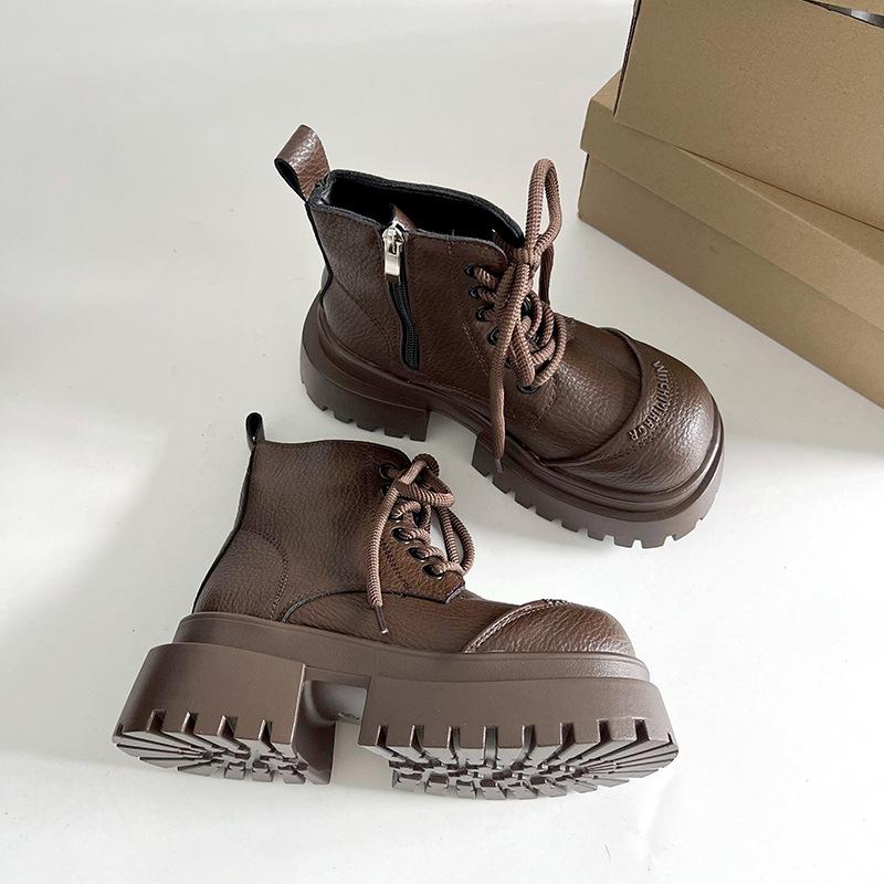 

Ретро коричневые ботинки Martin на толстом каблуке и толстой подошве женские новые весенне-осенние ботинки 2025 года, увеличивающие рост и тонкие короткие ботинки в британском стиле 40 коричневый