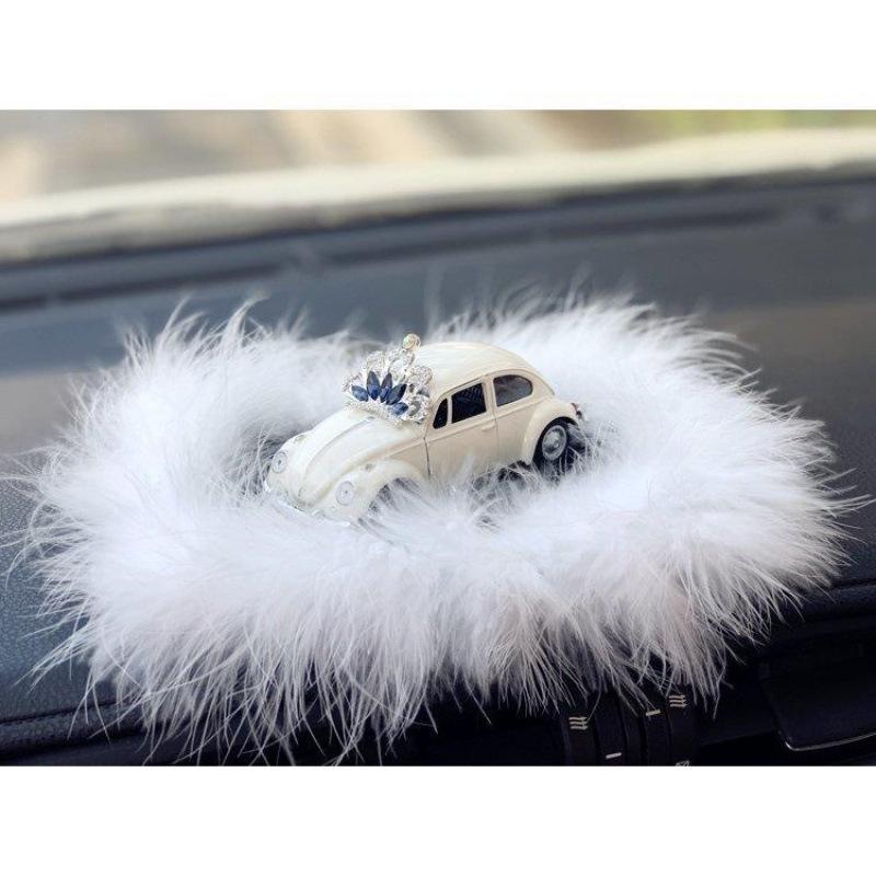Elegant Car Interior Decor: Stylish Lady Dashboard Ornaments