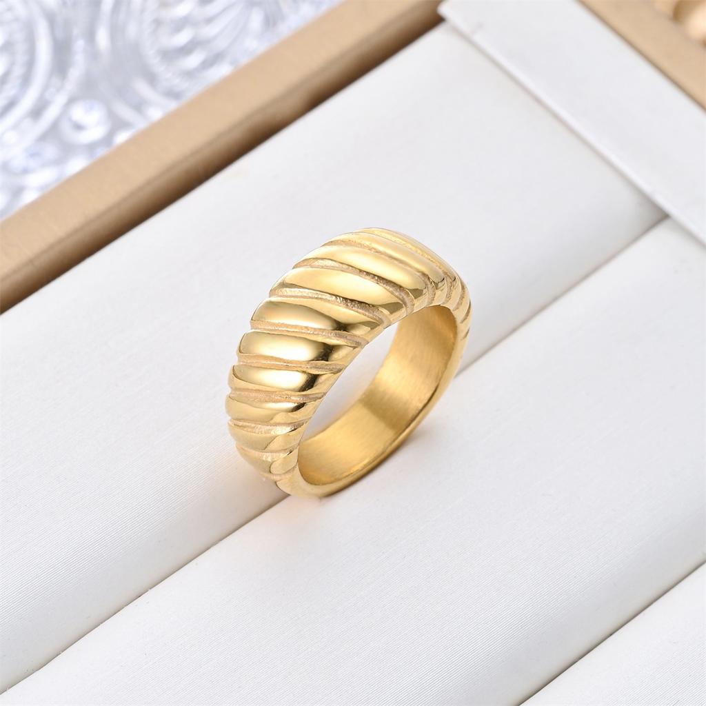 Wish Amazon's New Fashion Titanium Steel Ring Women's Retro Couple Trendy Men's Ring Jewelry