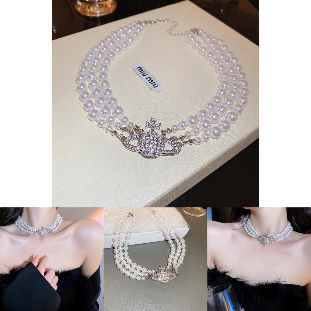 Trendigt och Lyxigt Japanskt och Koreanskt Saturnuspärlhalsband för Kvinnor