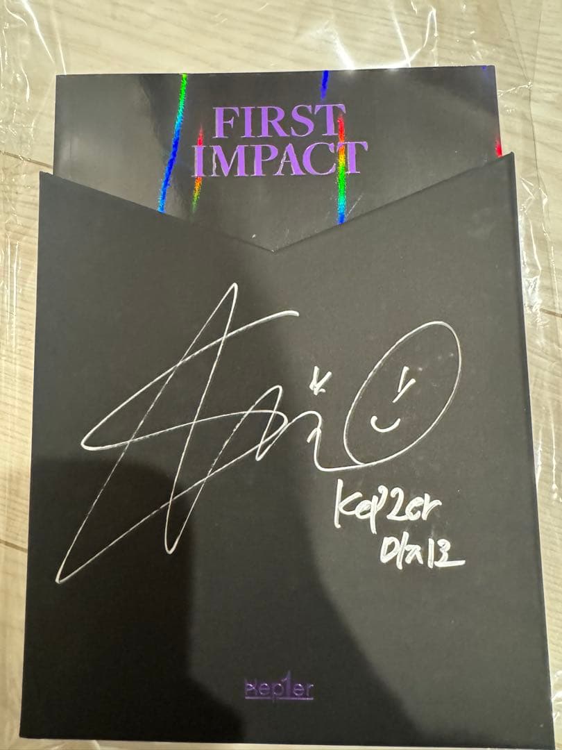 

[USED] kep1er album autographed by Mashiro