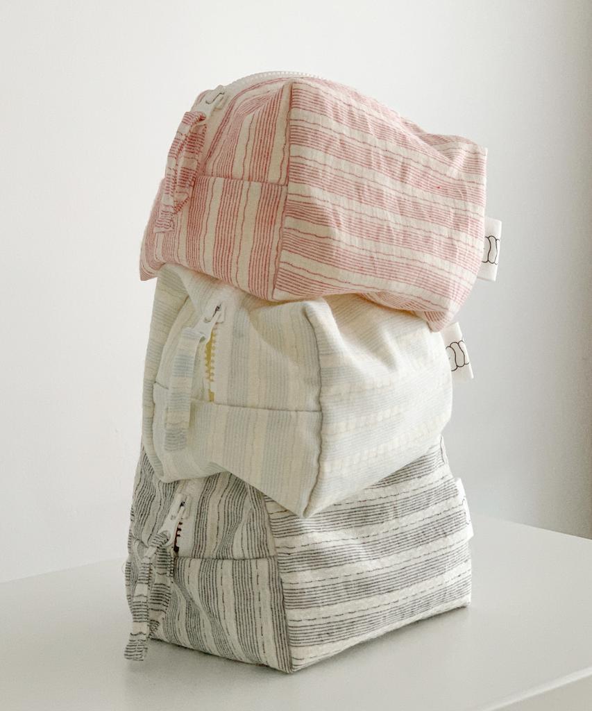 Nuaname Oga Striped Storage Peddler Pouch 3 Colors