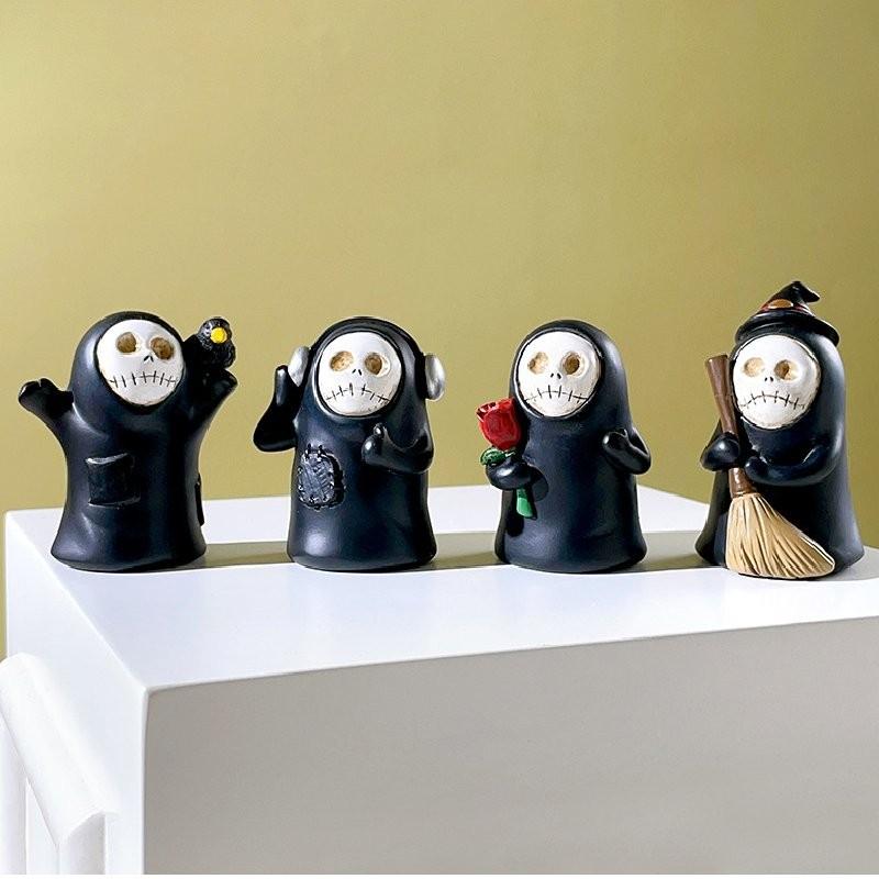 Adorable Resin Ghost Figurine With Skull Wizard Design For Halloween Home Decor Gift