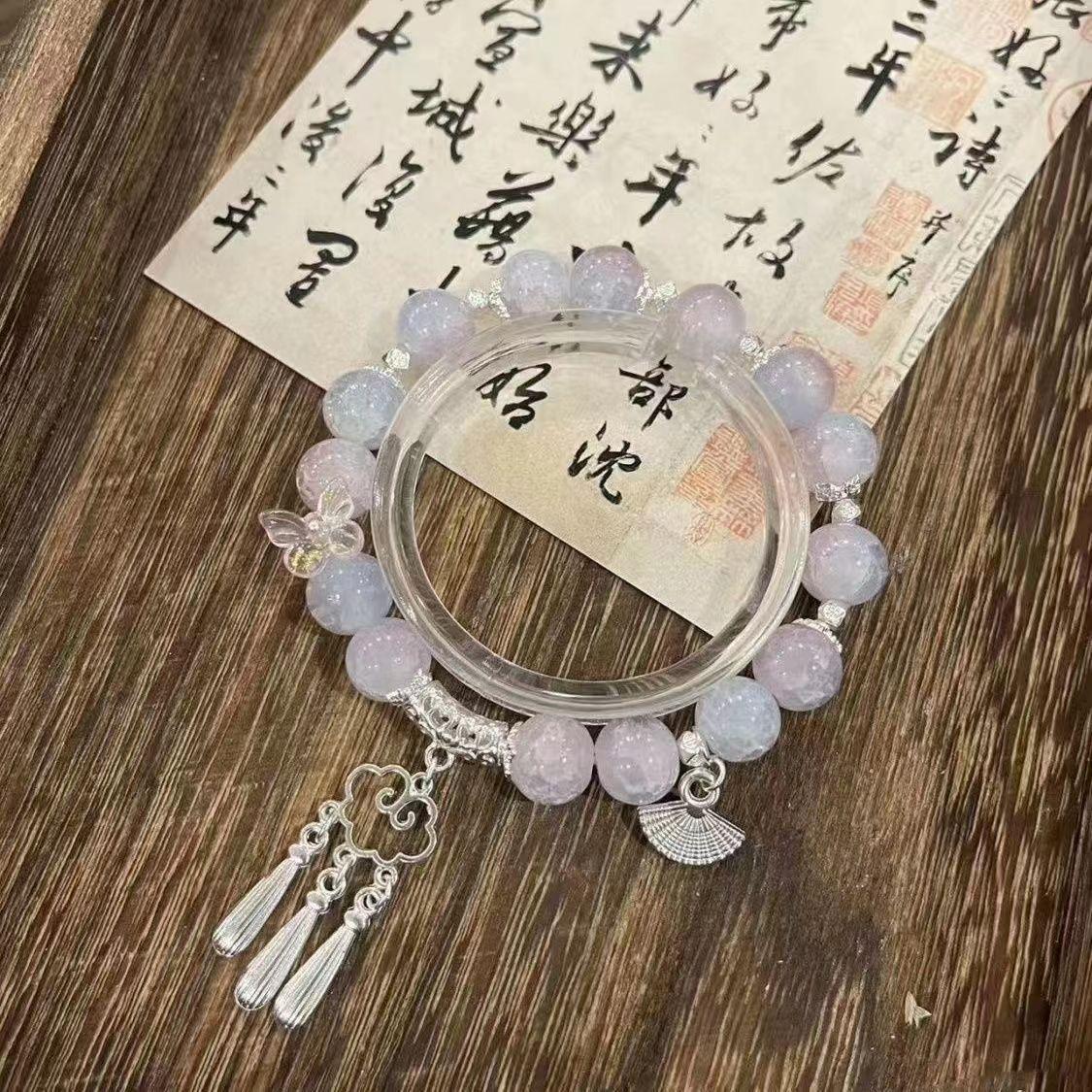 

Yunzhiyu i a female niche deign high-value and veratile girlfriend bracelet of the ame tyle a the hirt.
