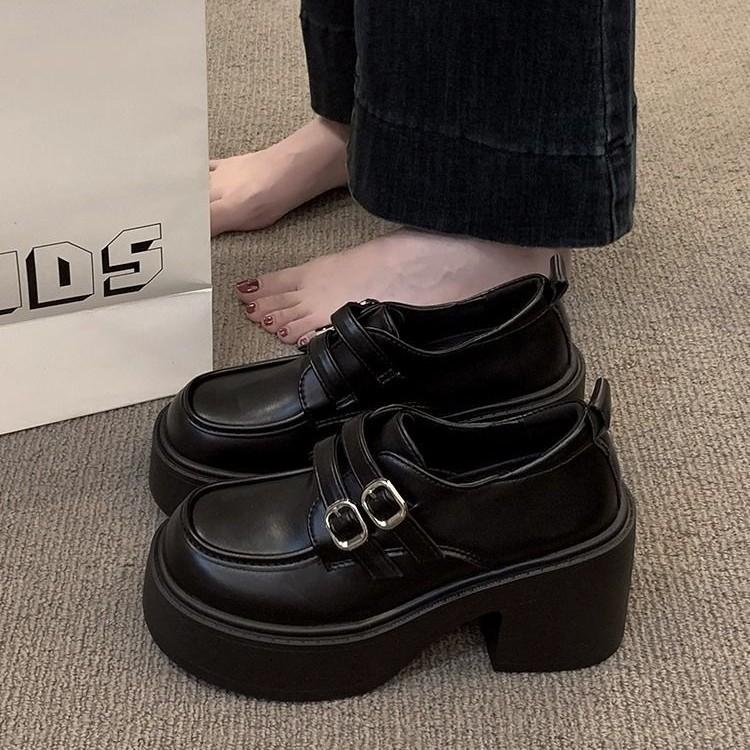 

Празднуйте Лоферы на толстой подошве для женщин Мода Весна Осень Черные туфли на высоком каблуке Женская обувь Кожаный ремень Пряжка Насосы Дамы 35