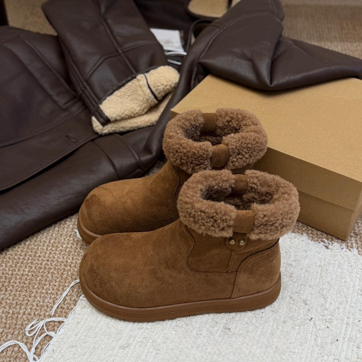 

2025 Огромные красивые короткие ботинки бархатные зимние сапоги женская зимняя обувь утолщенные теплые пушистые универсальные модные хлопковые туфли 40