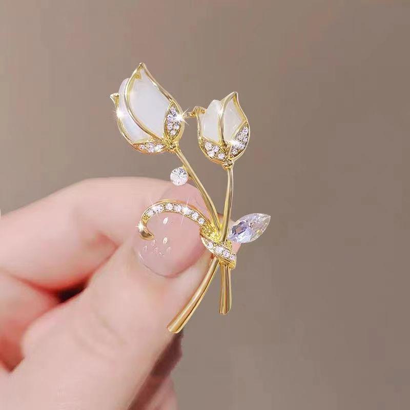 Korean Luxury Tulip Pearl Flower Brooch - Elegant High-End Women's Accessory