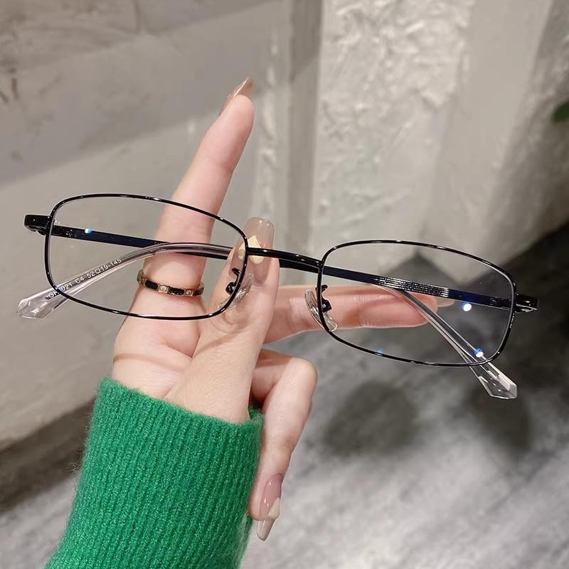 

Retro Transparent Small Square Frame Glasses for Women Men Metal Eyeglasses Clear Reading Spectacle Blue Light Blocking Glasses чорний