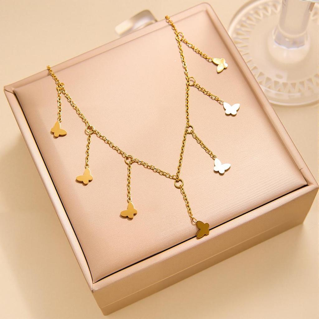 Stylish Titanium Steel Heart Anklet for Women – Durable, Versatile Beach Foot Chain