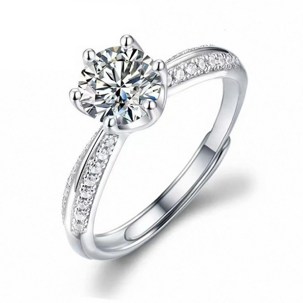 

Открытое кольцо с восемью сердцами и восемью стрелами One Size