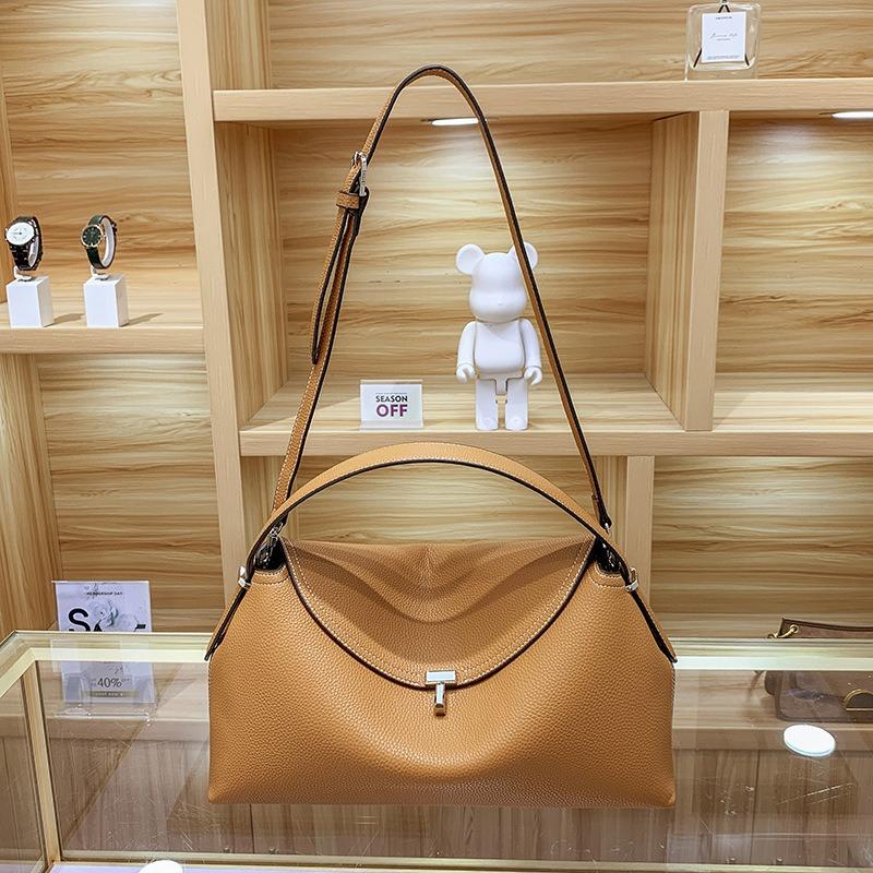 Niche high-end sense large-capacity shoulder messenger bag versatile commuter bag handbag underarm bag female