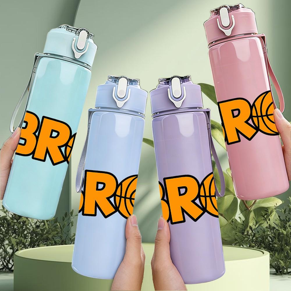 1PC BRO Bold Letter Text Art Print 750ml Color Plastic Sports Water Bottle Leakproof Flip Straw Lid Suitable for Sports Office Home Use
