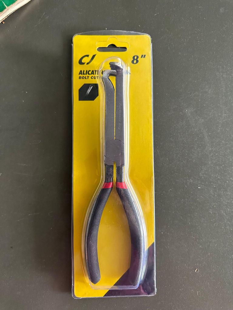 8-Inch Multi-Purpose Wire Cutters and Pliers for Car Circuit, Oil Pipe Separation, and Auto Repair.